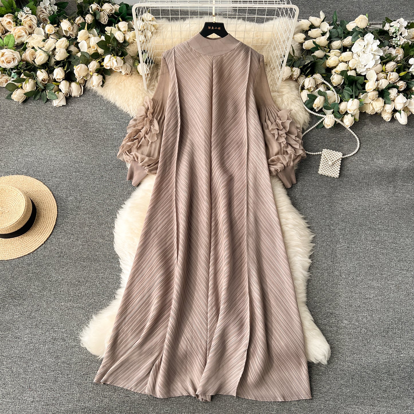 Miyake pleated solid color dress women's niche light ripe wind three-dimensional flower loose and thin pendant European and American style long dress
