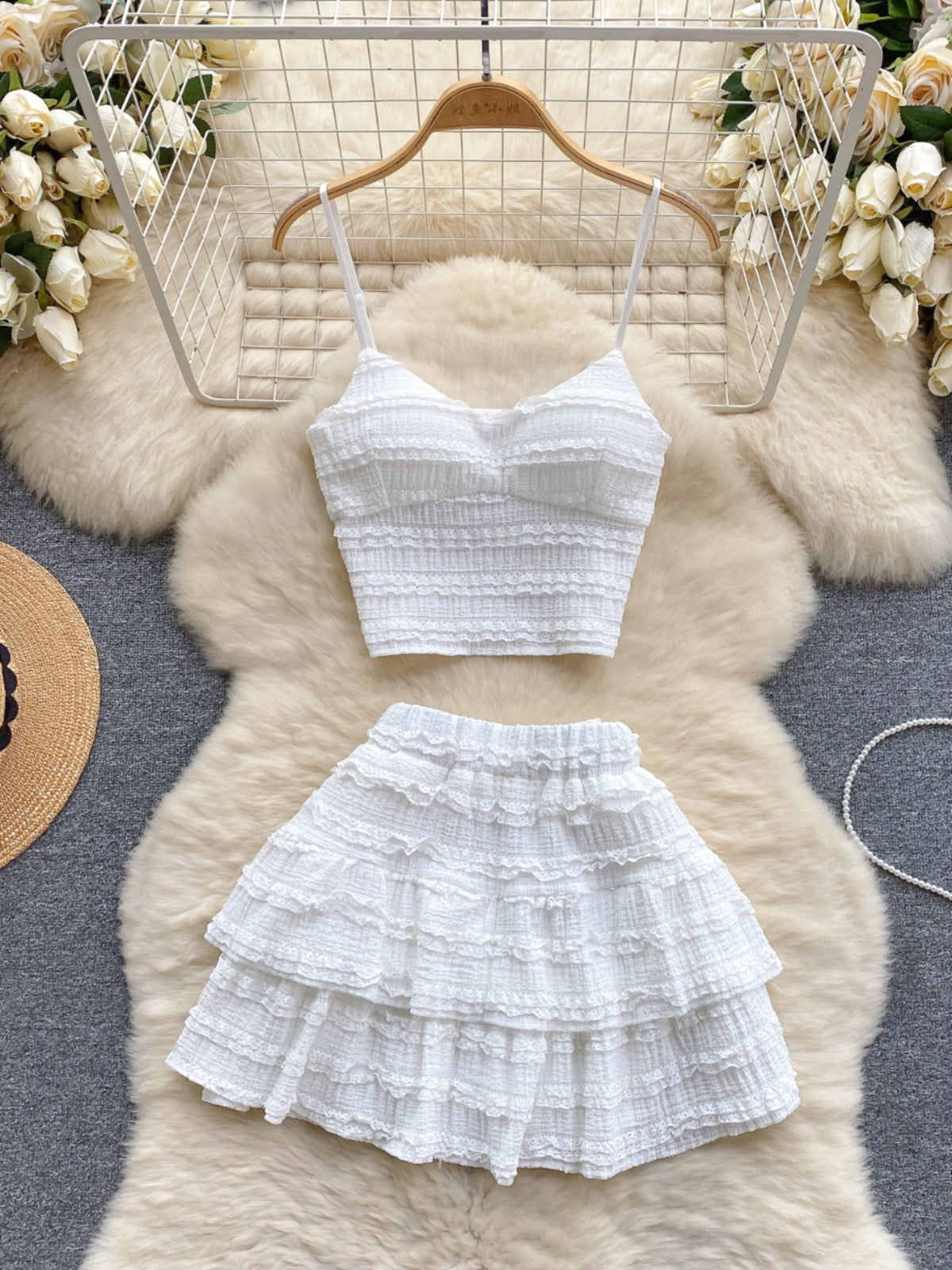 Korean Wear Sweet Lace Suspender Vest Sexy Short Lotus Leaf Bust Skirt Age Reduction Vacation Two-piece Set