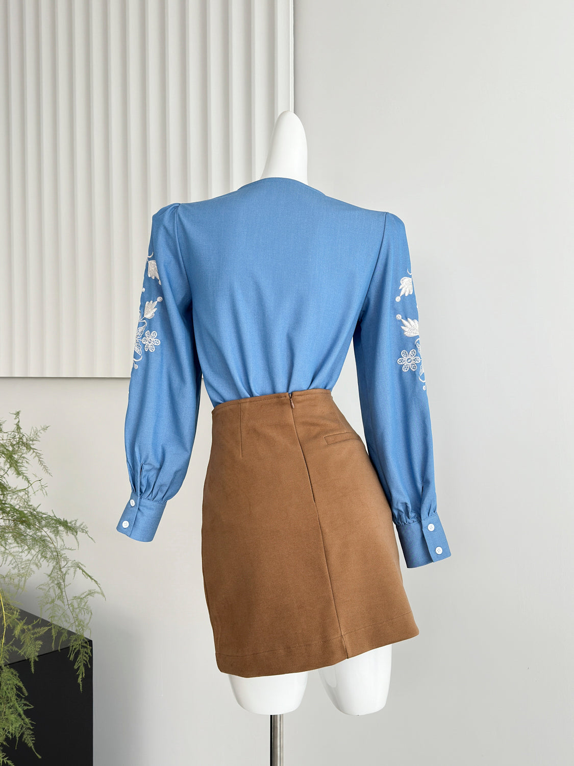 Nanfa Fu, Early Autumn Series Clear Sky Blue Embroidered Long Sleeve Top Coffee Skirt Women