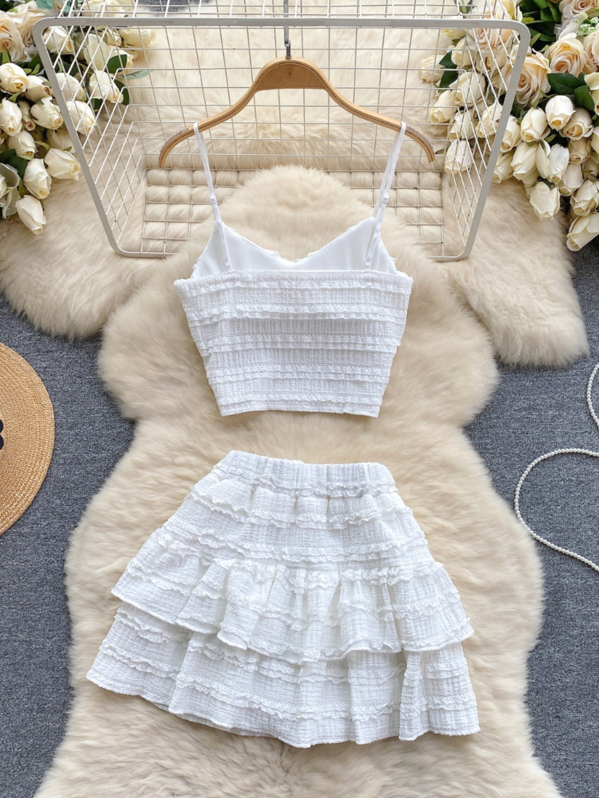 Korean Wear Sweet Lace Suspender Vest Sexy Short Lotus Leaf Bust Skirt Age Reduction Vacation Two-piece Set