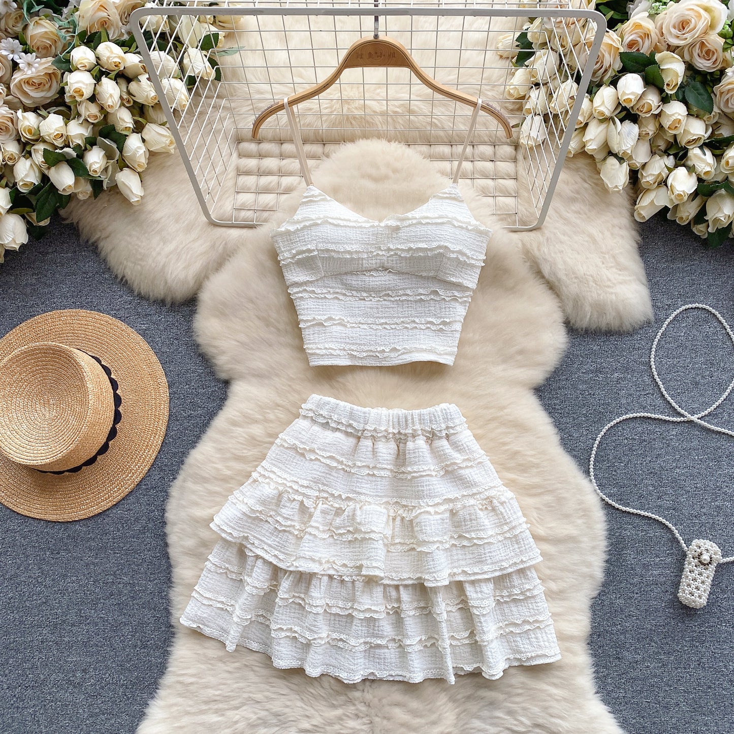 Korean Wear Sweet Lace Suspender Vest Sexy Short Lotus Leaf Bust Skirt Age Reduction Vacation Two-piece Set
