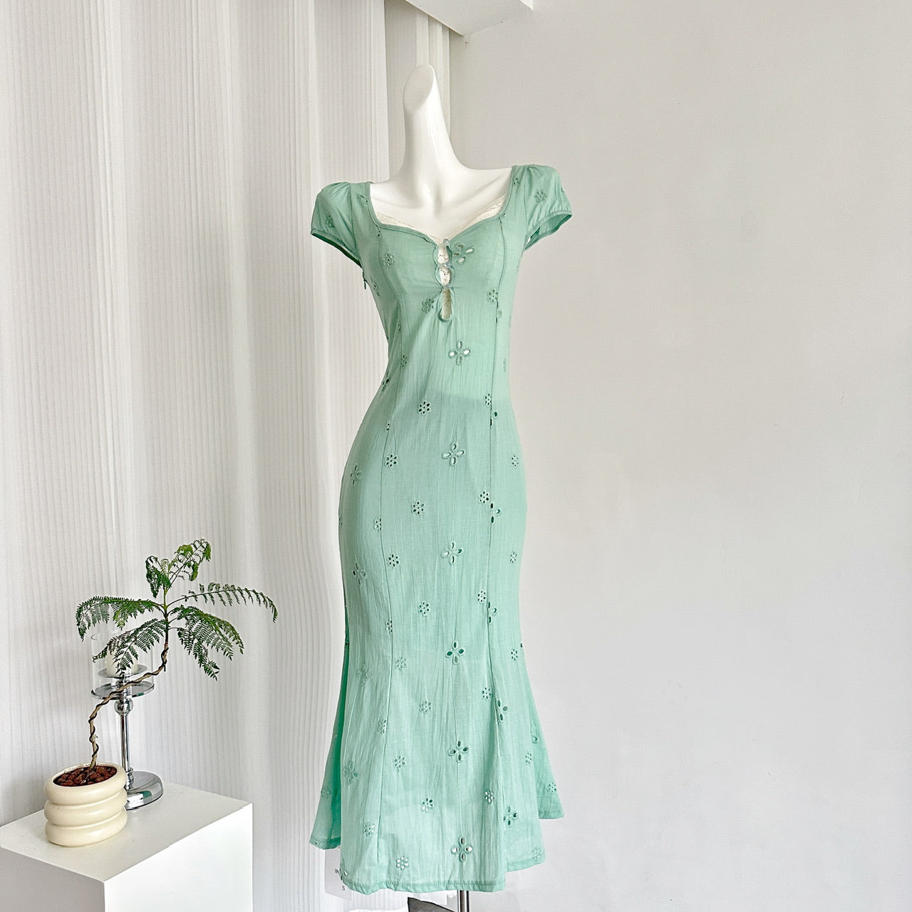 Miyu Homemade 2025 Light Su Mint Coffee Break French Bubble Sleeve Hollow First Love Fishtail Dress