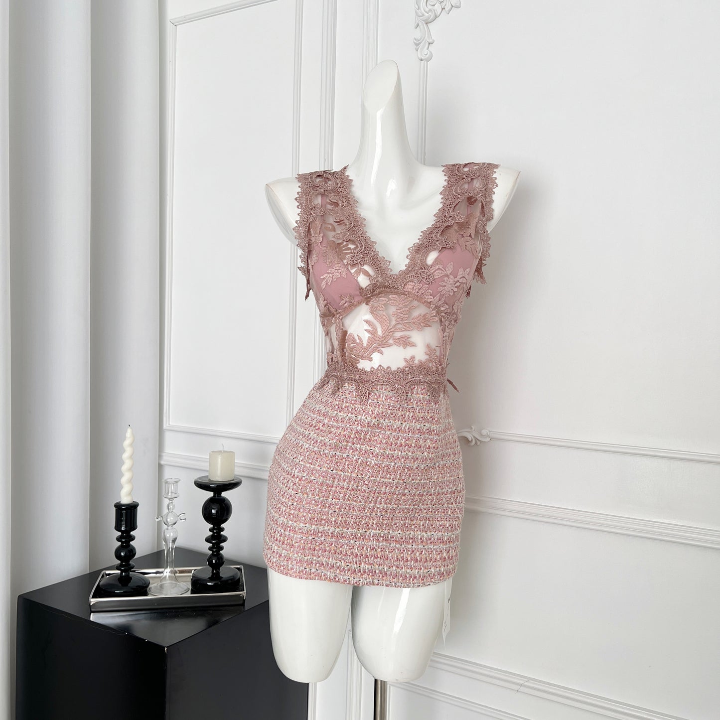 Miyu homemade, first snow girl incense heavy industry lace embroidered big V-neck sexy splicing dress for women