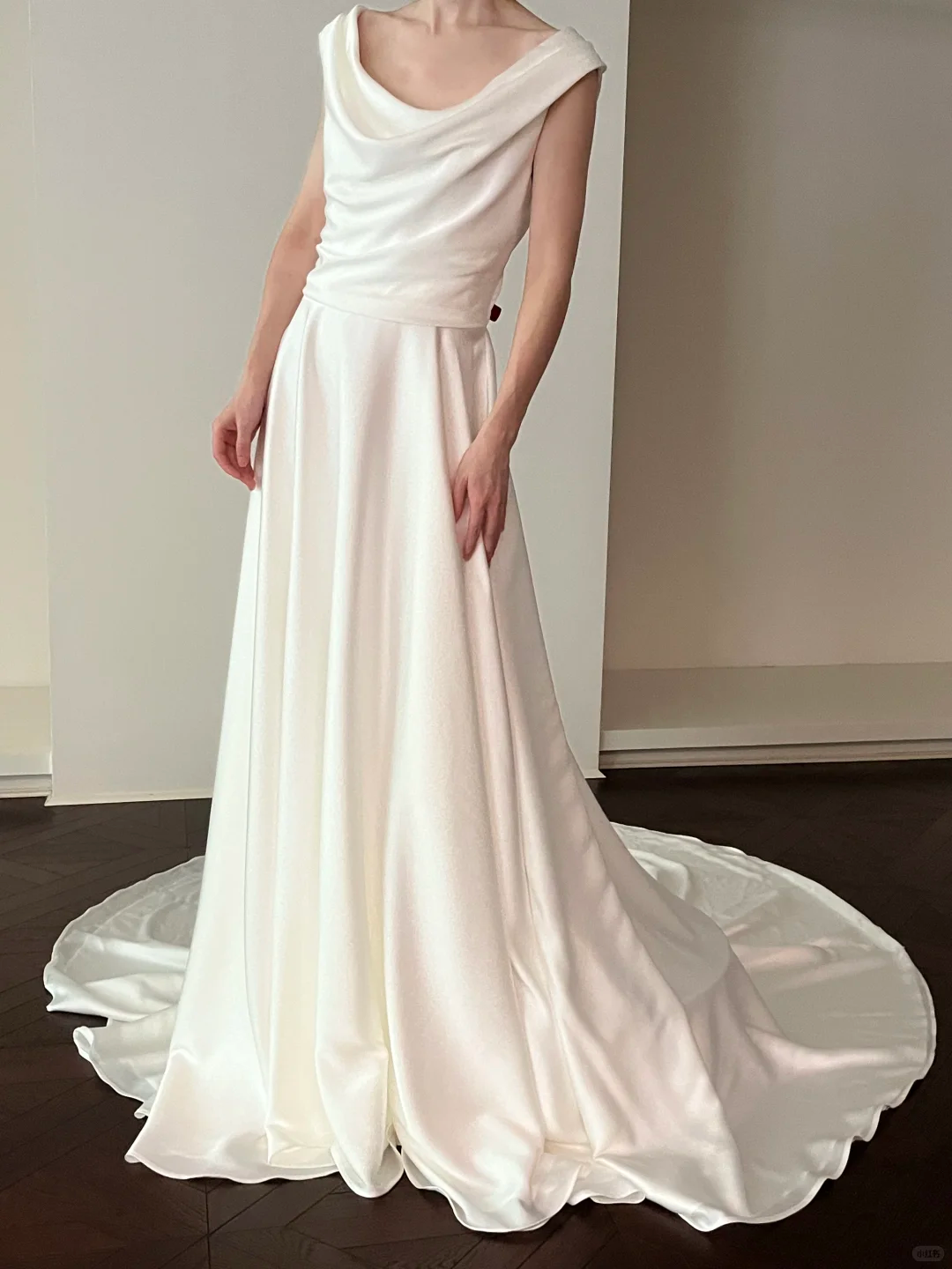 Beautiful A Line Round Neck White Satin Wedding Dress