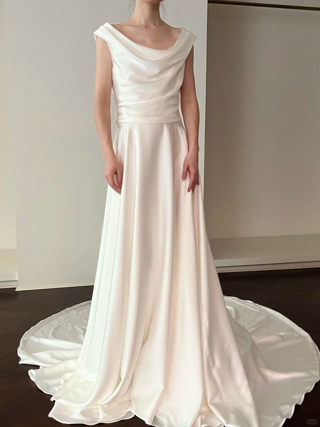 Beautiful A Line Round Neck White Satin Wedding Dress
