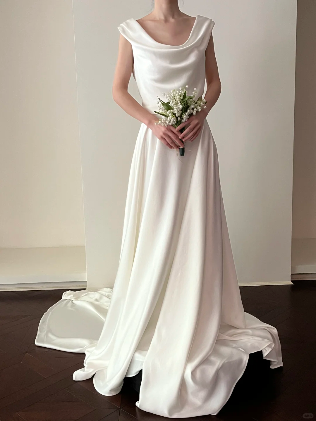 Beautiful A Line Round Neck White Satin Wedding Dress