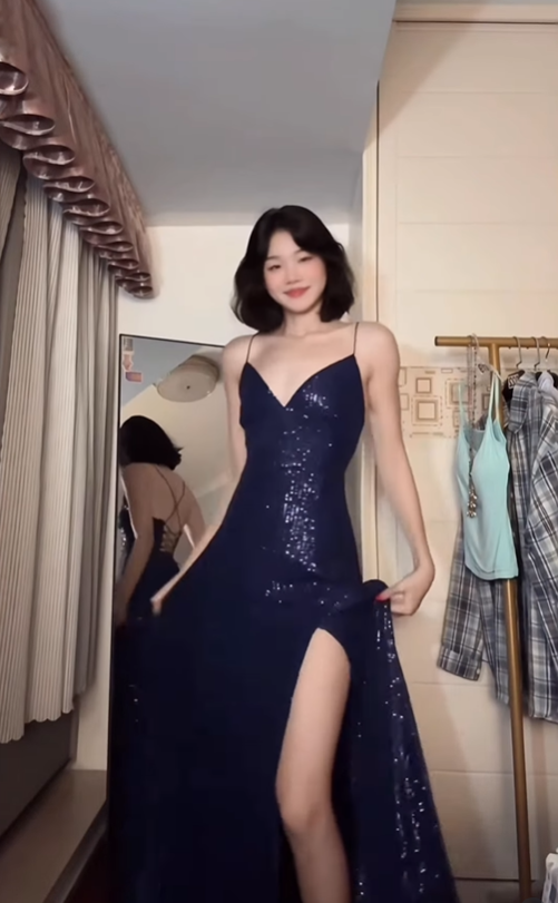 Navy Blue A Line Spaghetti Straps Sequin Formal Dresses Party Dress with Slit