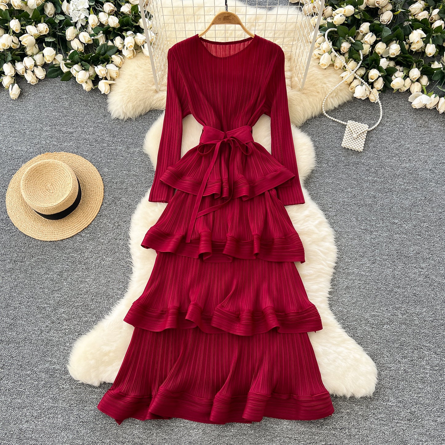 High-end banquet dress, high-end light luxury, niche ruffle edge cake skirt, heavy industry pleated slim-fitting long dress