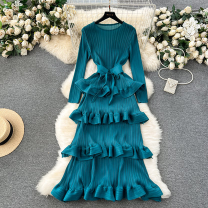 High-end banquet dress, high-end light luxury, niche ruffle edge cake skirt, heavy industry pleated slim-fitting long dress