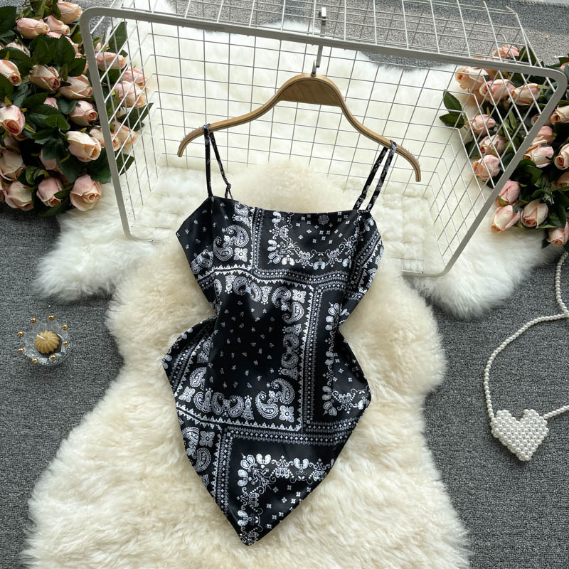 European and American ins tops women's design sense niche printing belly pocket heart machine backless knotted slim versatile sling vest