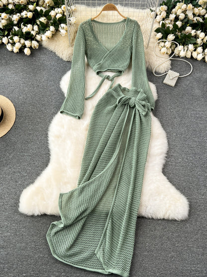 Holiday style suit women's long-sleeved deep V waist strap high waist knitted sweater hollow sexy split skirt two-piece set